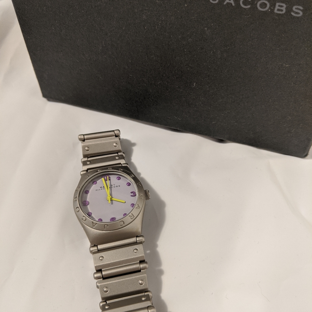 Marc Jacobs Watch - image 3